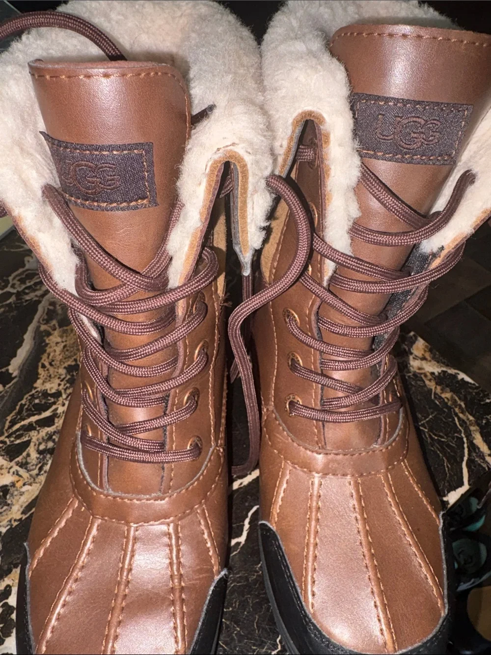 UGG Brown Leather Lace-Up Winter Kids Butte II CWR  with Cream Shearling NWOT
